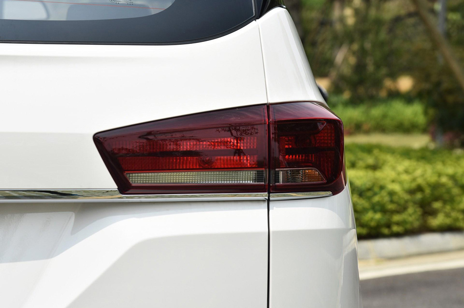 2018款 1.5L 手动豪华型 细节