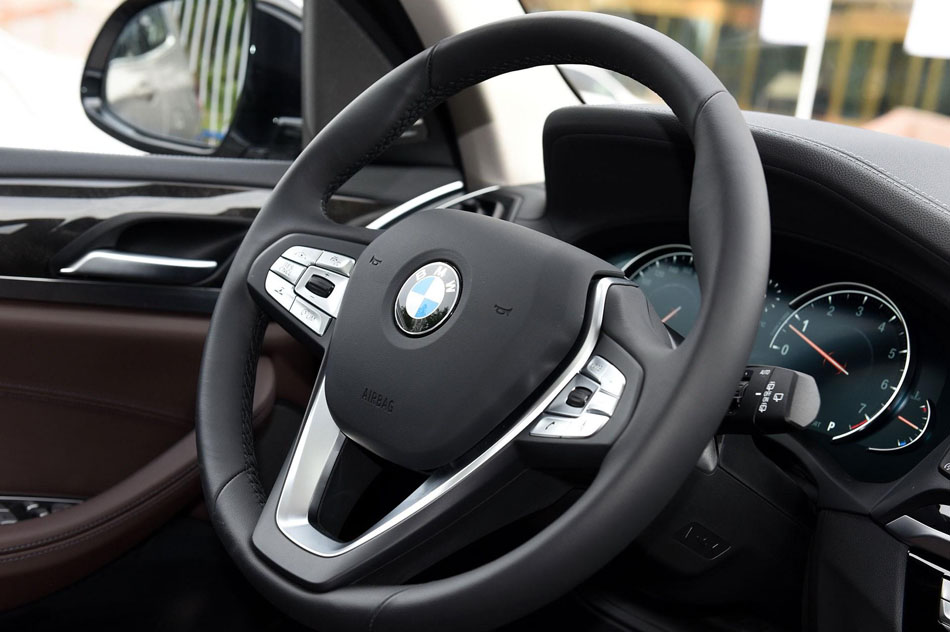 2018款 xDrive25i 豪华套装 内饰