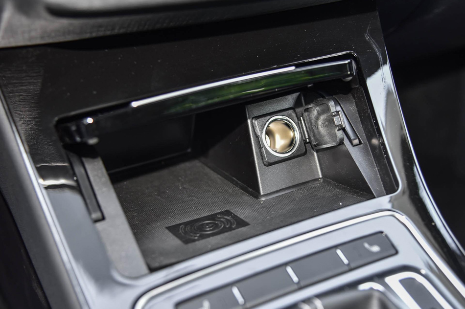 2018款 1.2T 自动尊贵智悦型 内饰