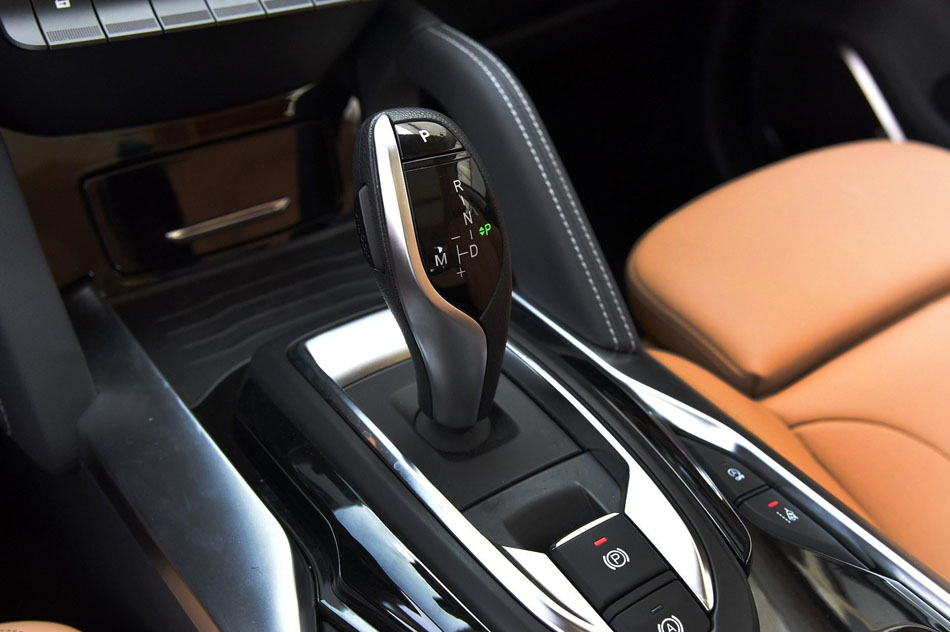 2018款 280T DCT旗舰型 7座 内饰