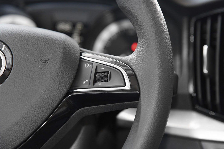 2018款 1.5L 自动标准版 内饰