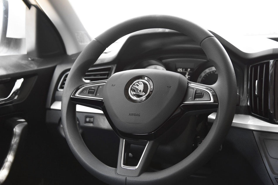 2018款 1.5L 自动标准版 内饰