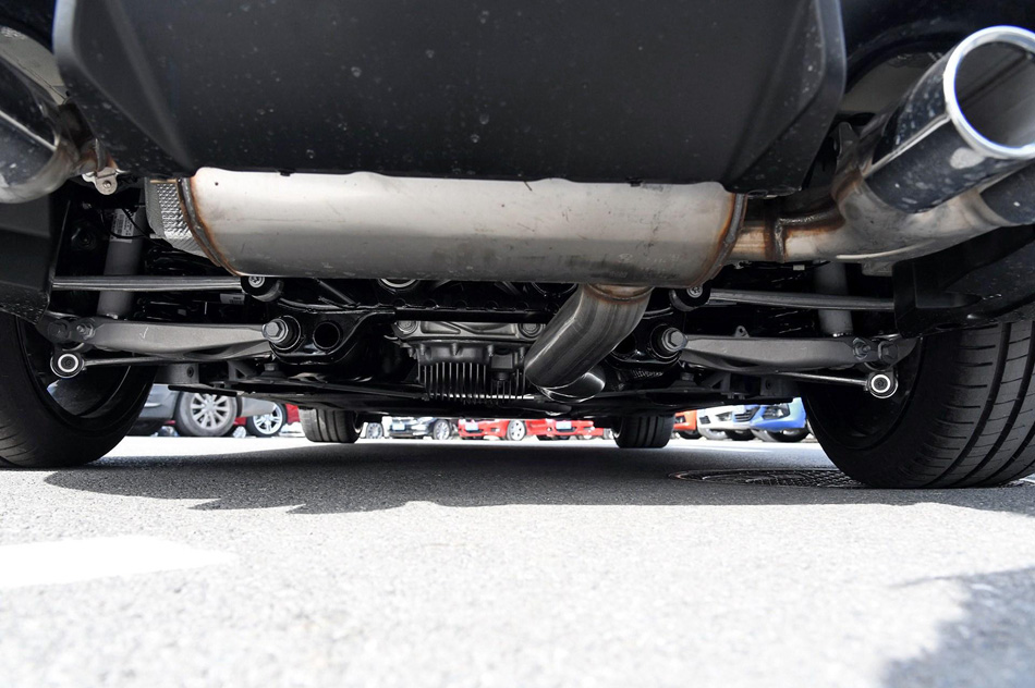 2018款 M2 引擎底盘