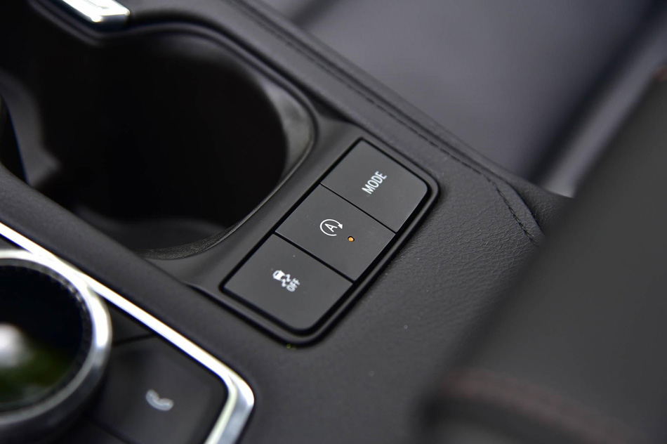 2019款 28T 四驱铂金运动版 内饰