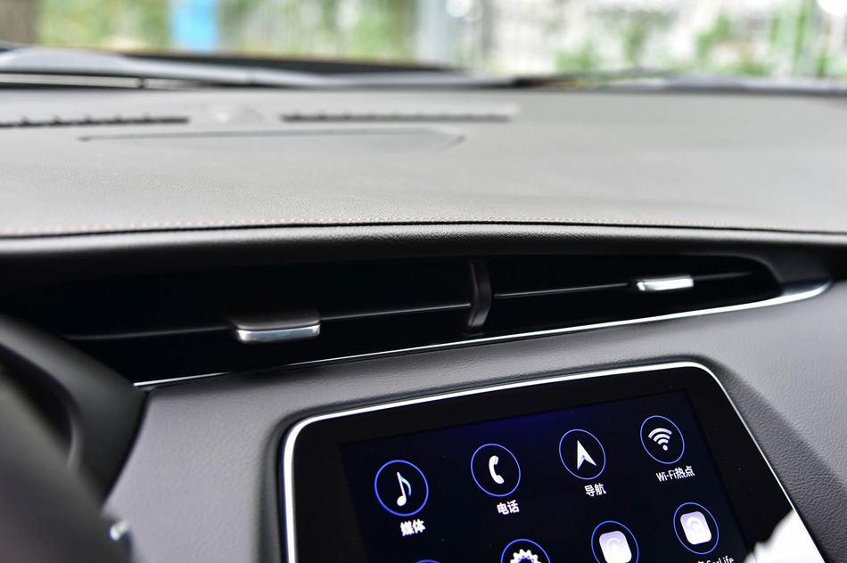2019款 28T 四驱铂金运动版 内饰