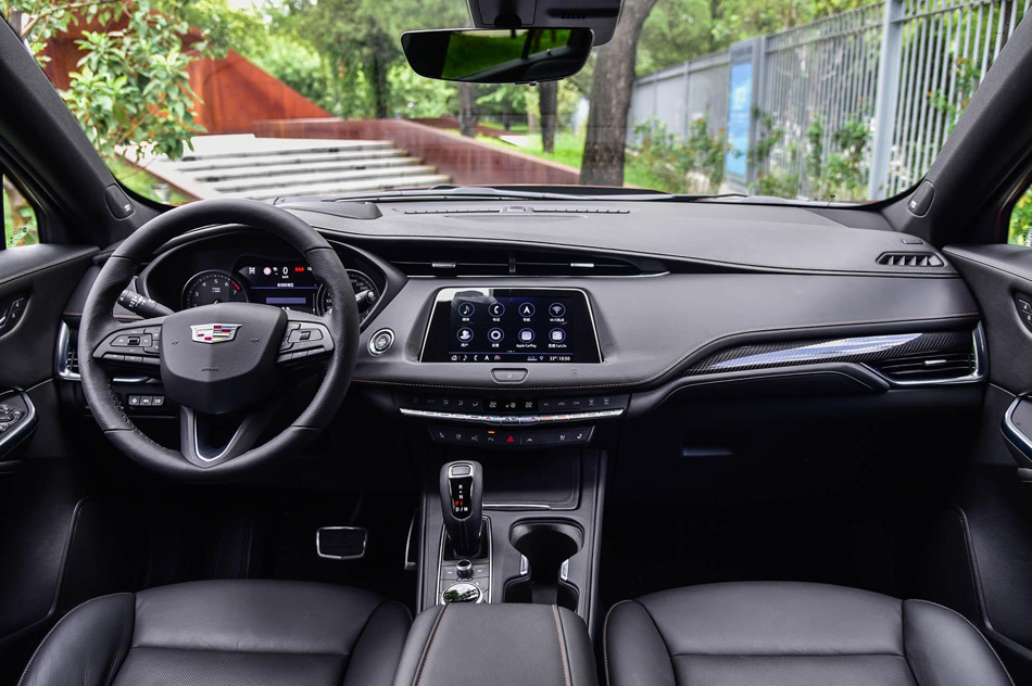 2019款 28T 四驱铂金运动版 内饰