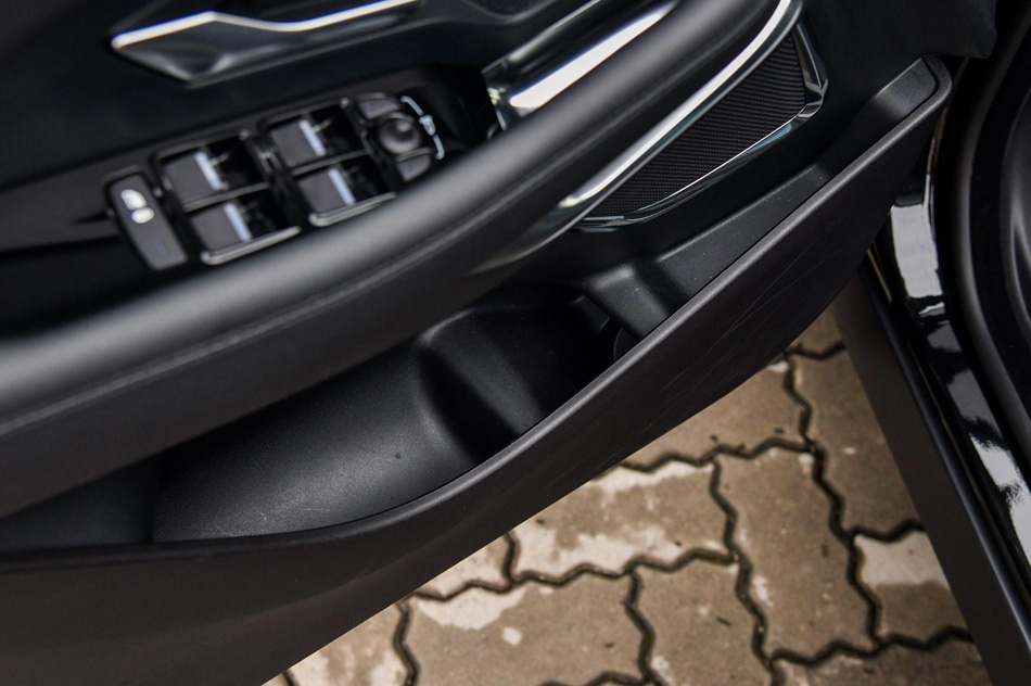 2018款 P250 SE 座椅空间