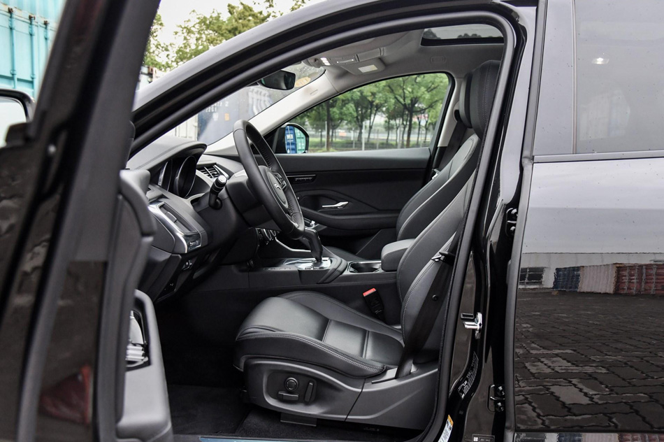 2018款 P250 SE 座椅空间