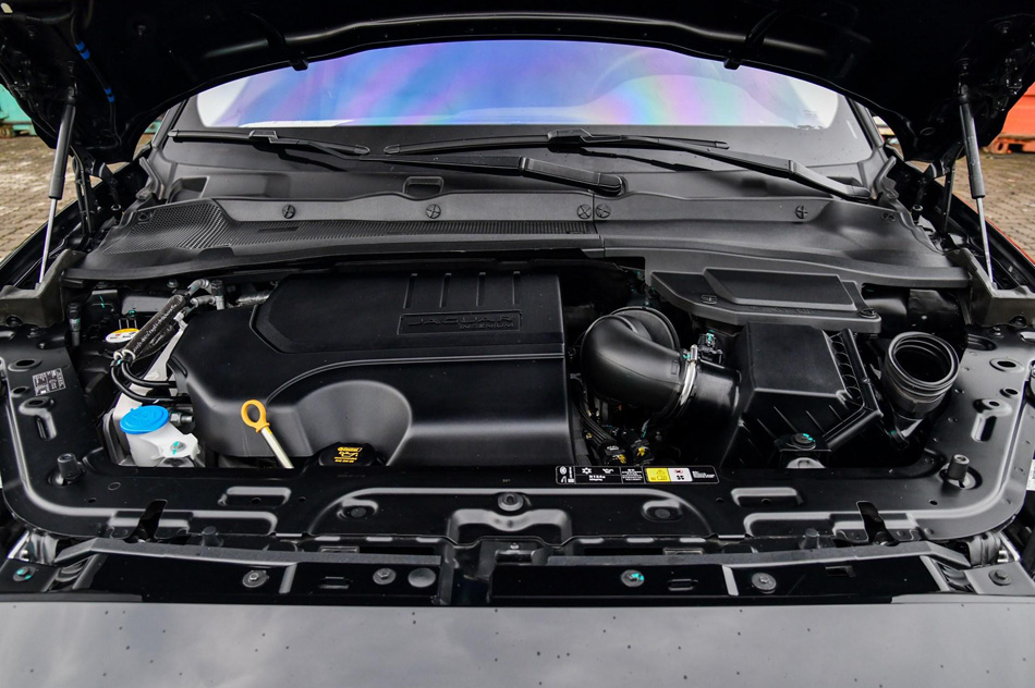 2018款 P250 SE 引擎底盘