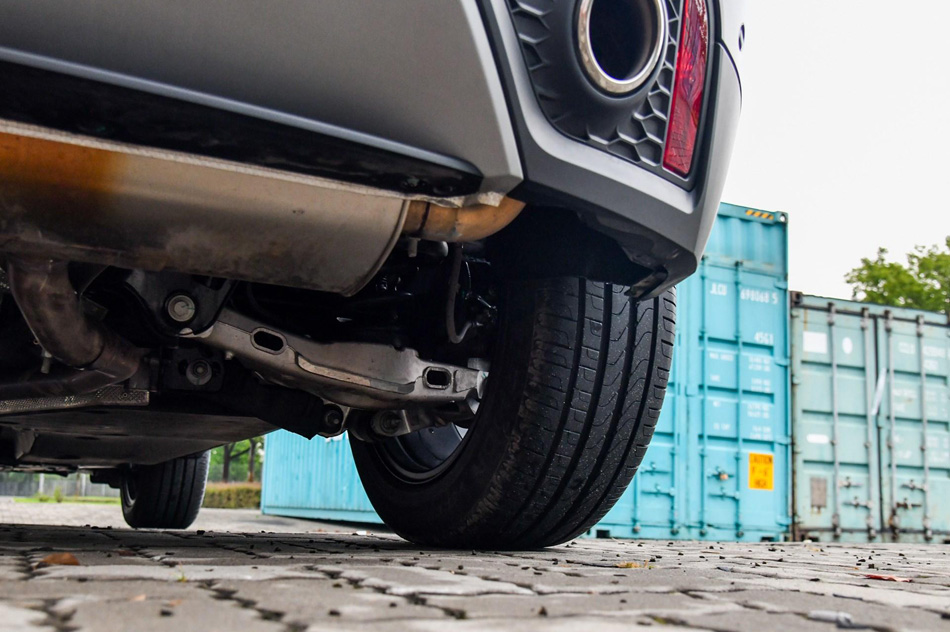 2018款 P250 SE 引擎底盘