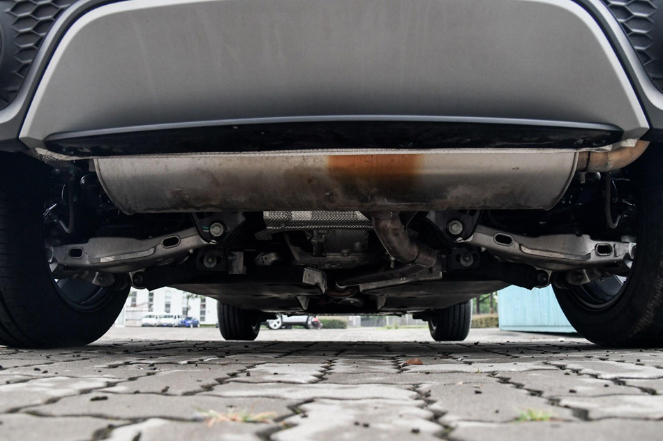 2018款 P250 SE 引擎底盘