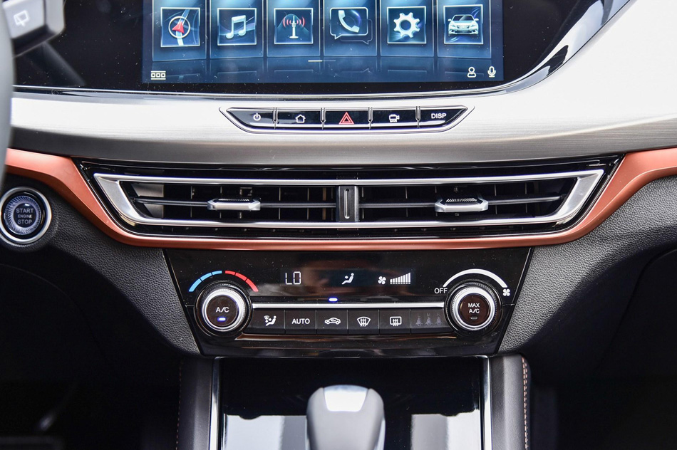 2018款 1.6L GDI 自动锐潮型 内饰