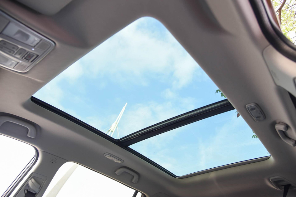 2018款 1.5T PHEV领航型 座椅空间