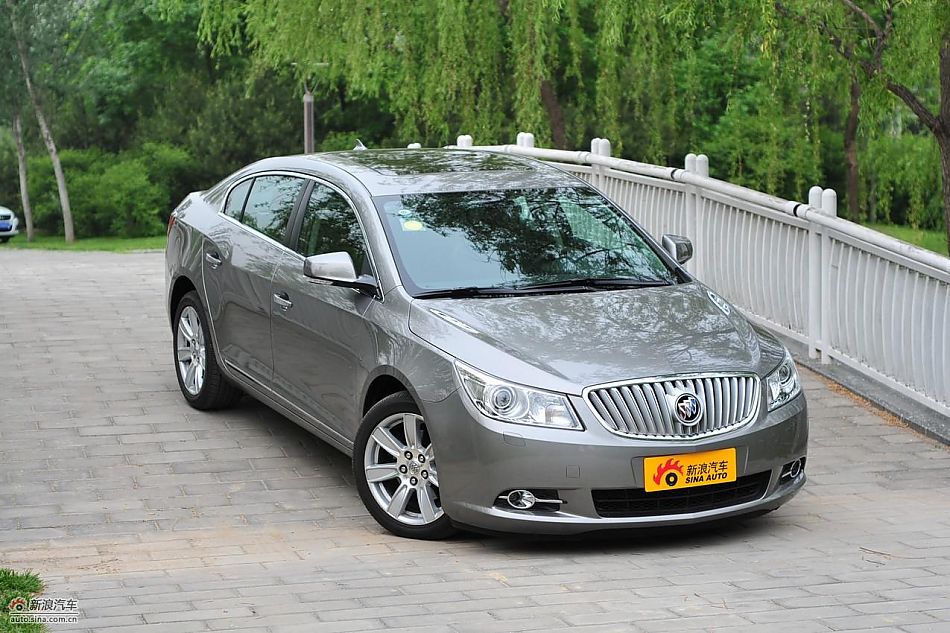 新君越2.0T外观实拍图