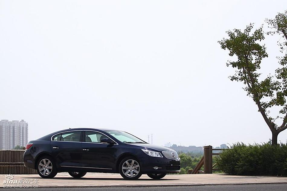 别克新君越试驾实拍图外观