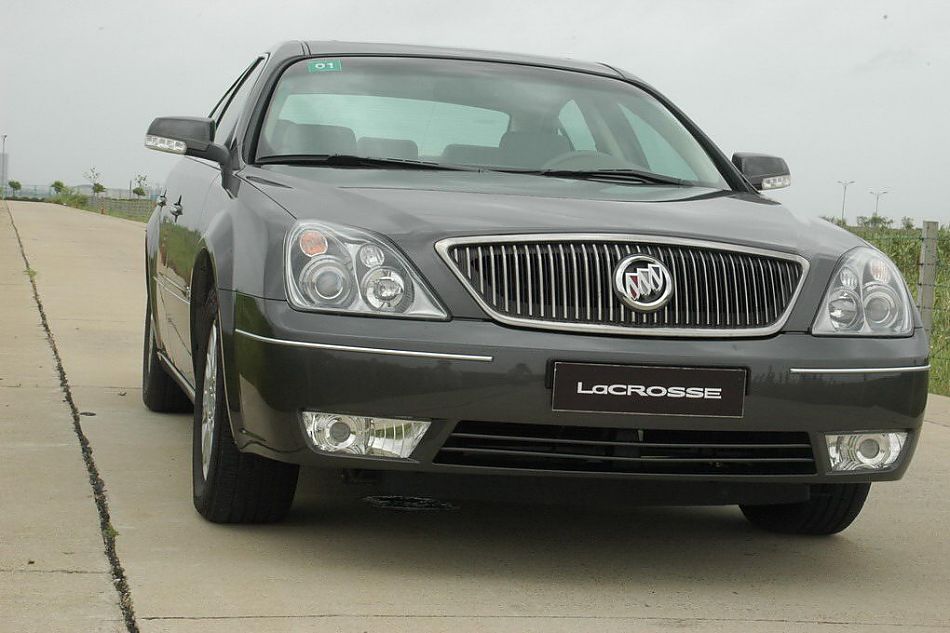 试驾别克君越混合动力版实拍图