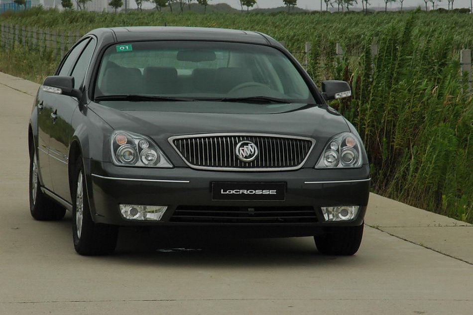 试驾别克君越混合动力版实拍图