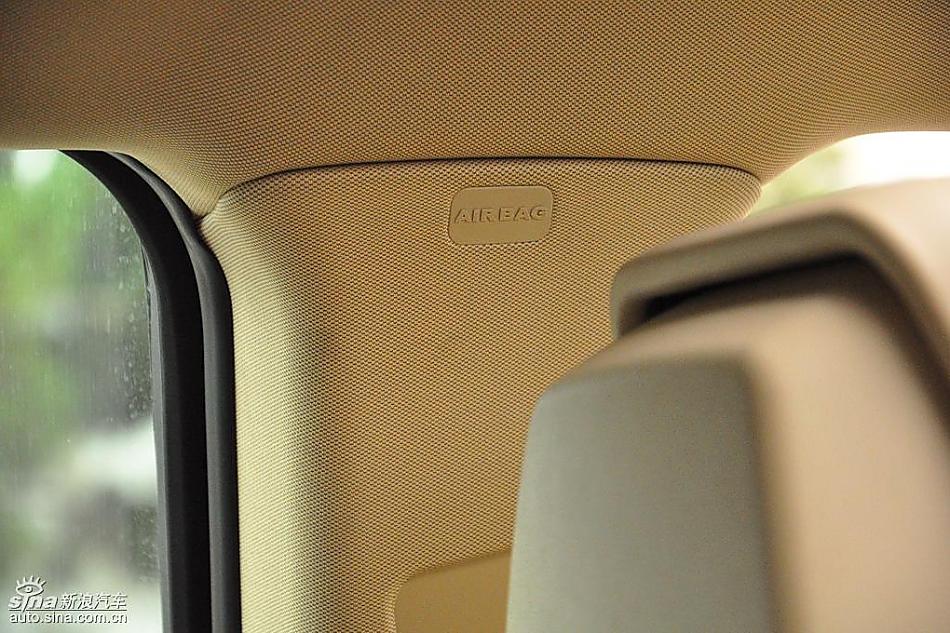 上海通用别克新君越试车实拍图 内饰