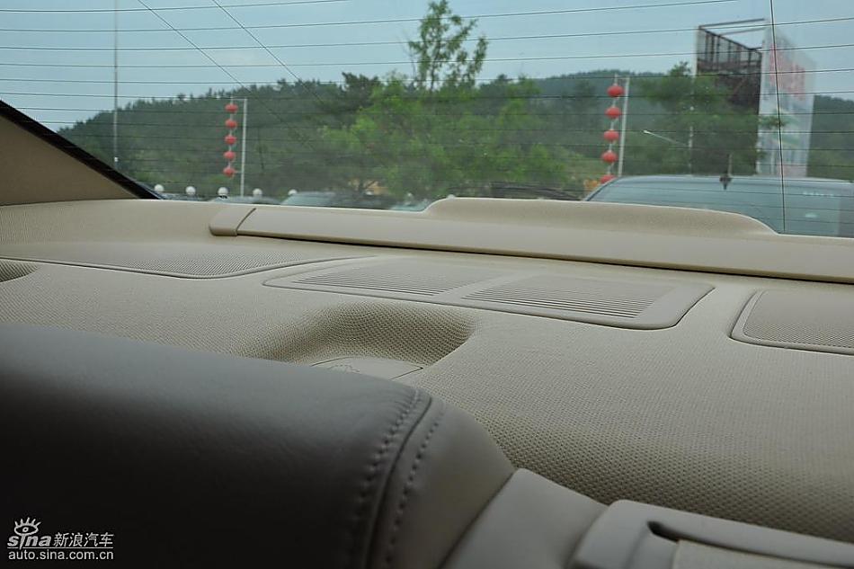 上海通用别克新君越试车实拍图 内饰
