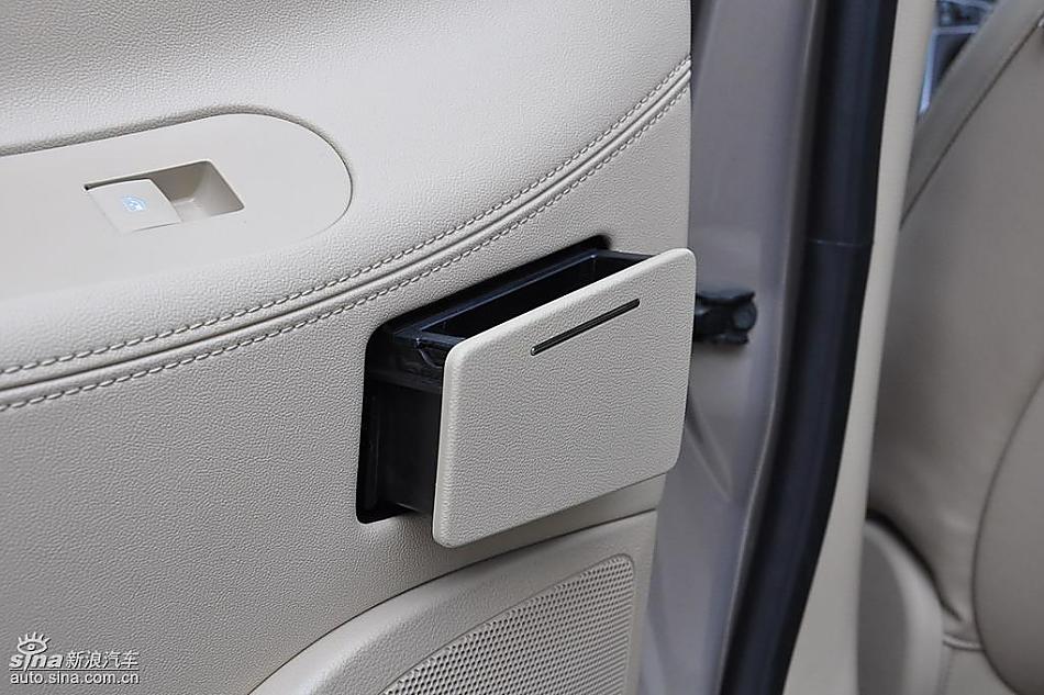 上海通用别克新君越试车实拍图 内饰