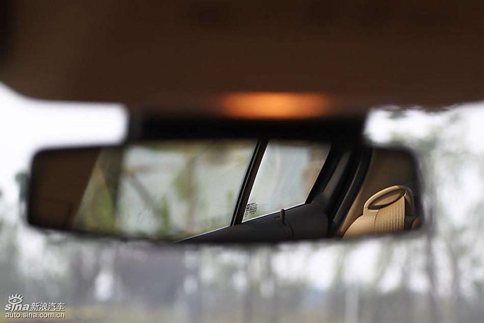 别克新君越试驾实拍图内饰