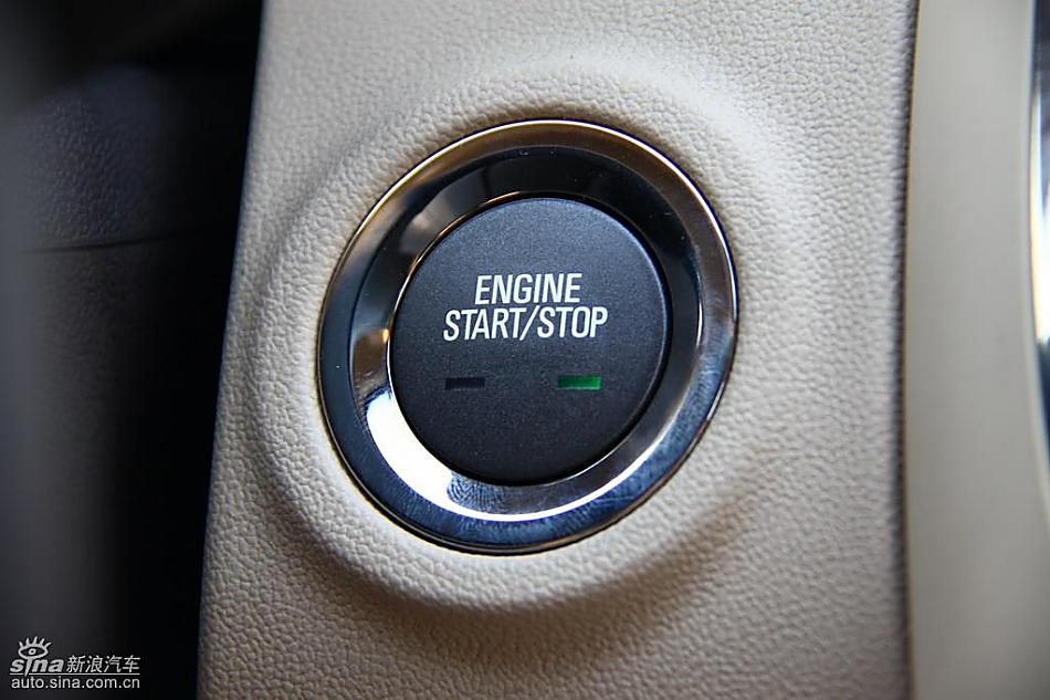 别克新君越试驾实拍图内饰