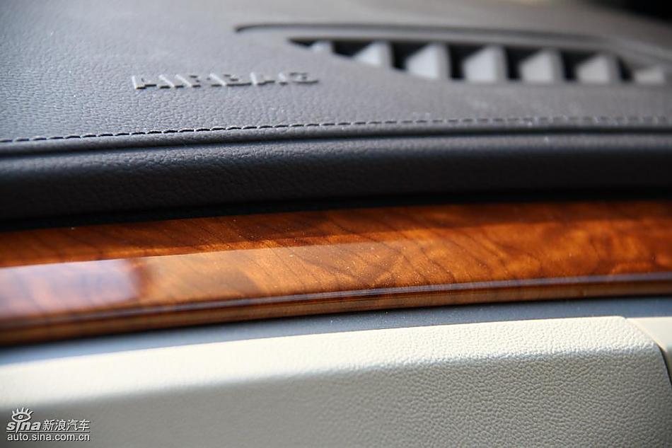 别克新君越试驾实拍图内饰