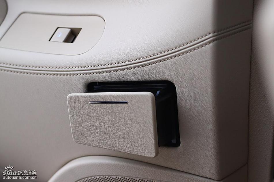 别克新君越试驾实拍图内饰