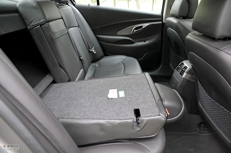 别克新君越2.0T实拍