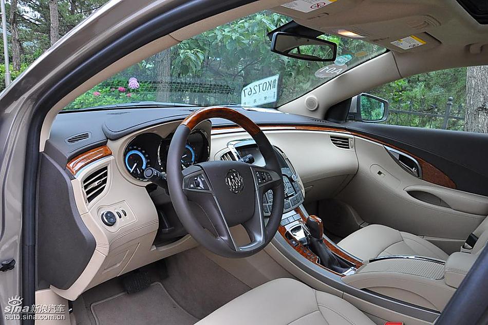 上海通用别克新君越试车实拍图 内饰