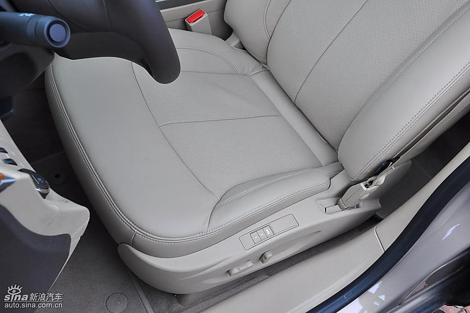 上海通用别克新君越试车实拍图 内饰