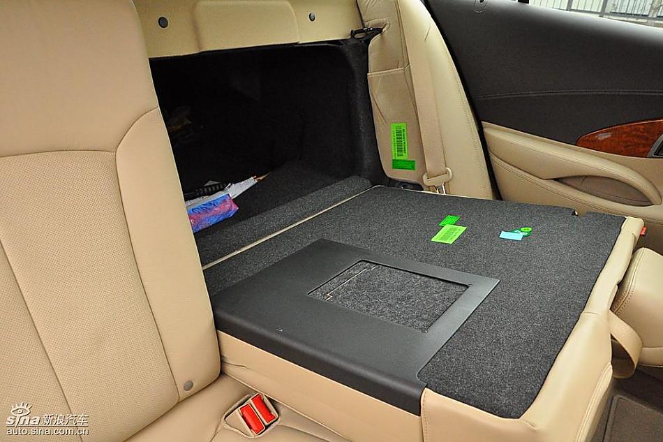 上海通用别克新君越试车实拍图 内饰