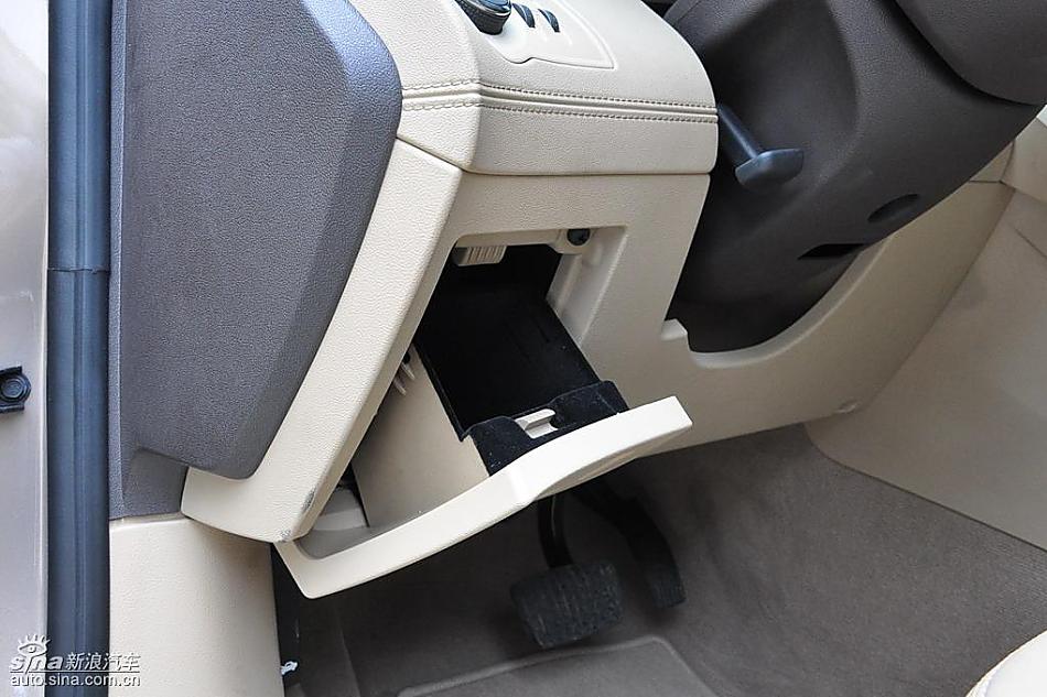 上海通用别克新君越试车实拍图 内饰