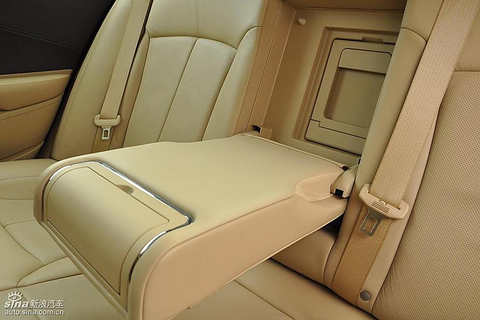 上海通用别克新君越试车实拍图 内饰