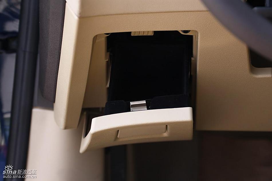 别克新君越试驾实拍图内饰