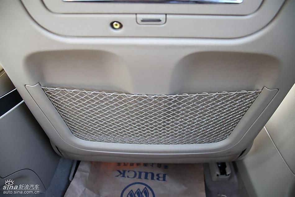 别克新君越试驾实拍图发动机与其他