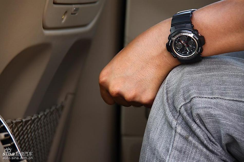 别克新君越试驾实拍图发动机与其他