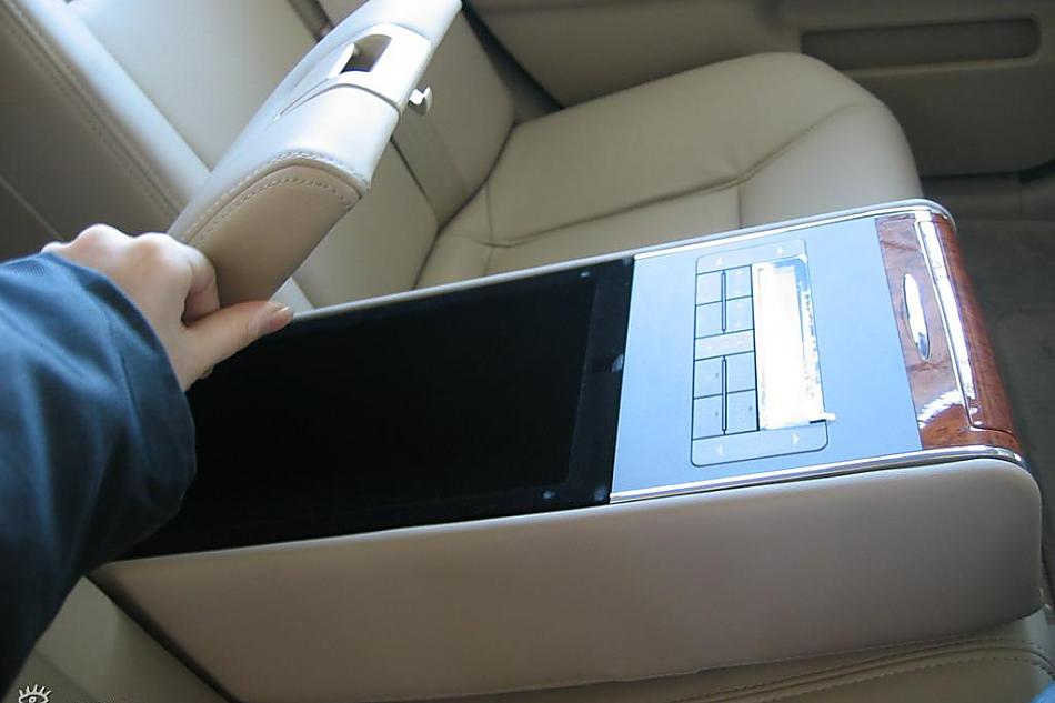 08款别克君越到店实拍