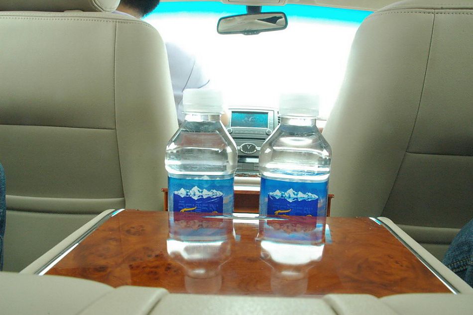 试驾混合动力版君越实拍图