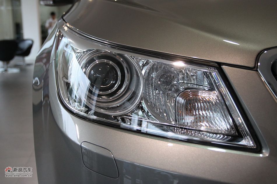 新君越外观细节