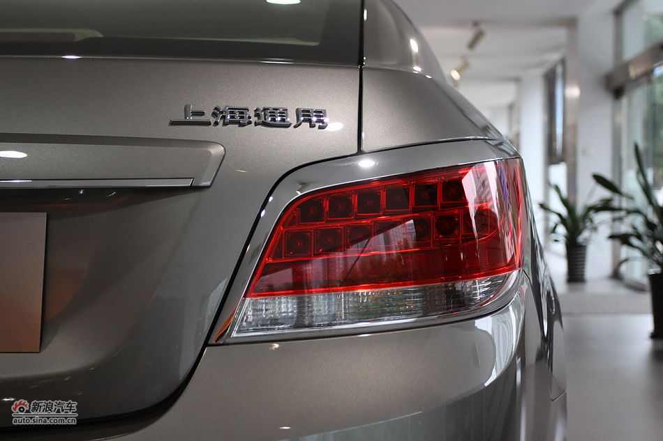 新君越外观细节