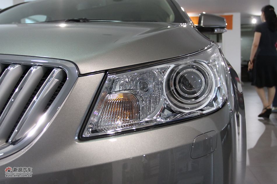 新君越外观细节