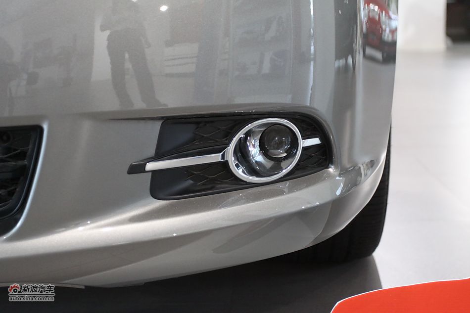 新君越外观细节