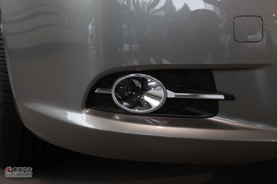 新君越外观细节