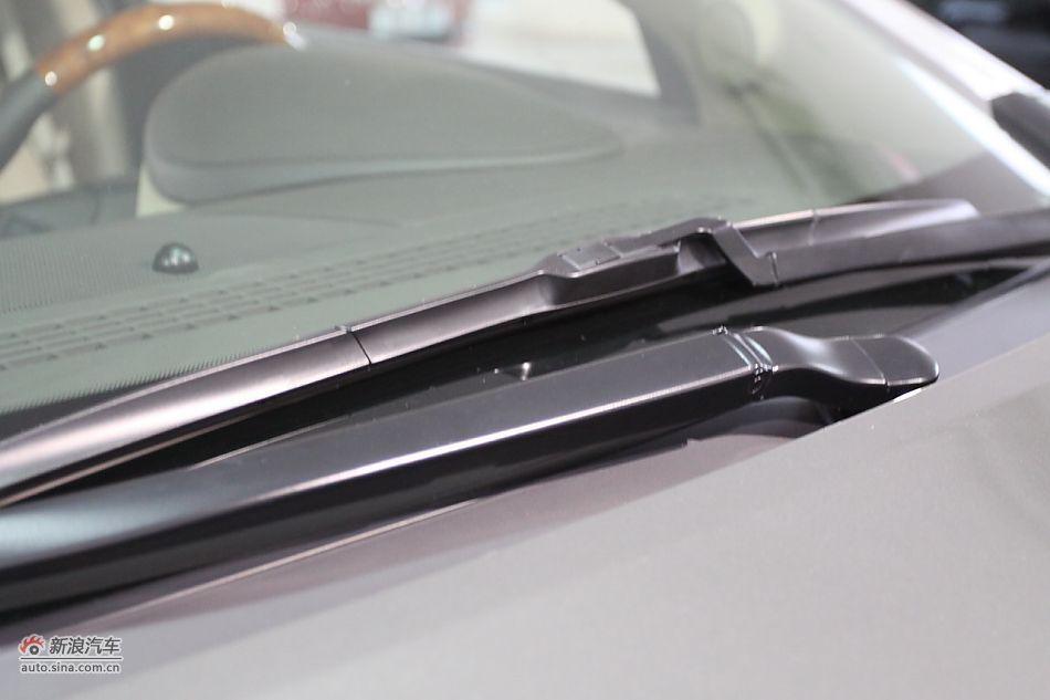 新君越外观细节