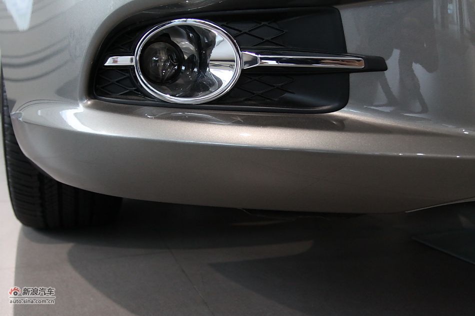 新君越外观细节