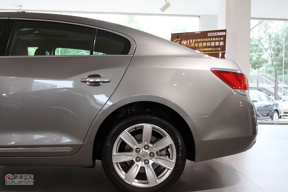 新君越外观细节