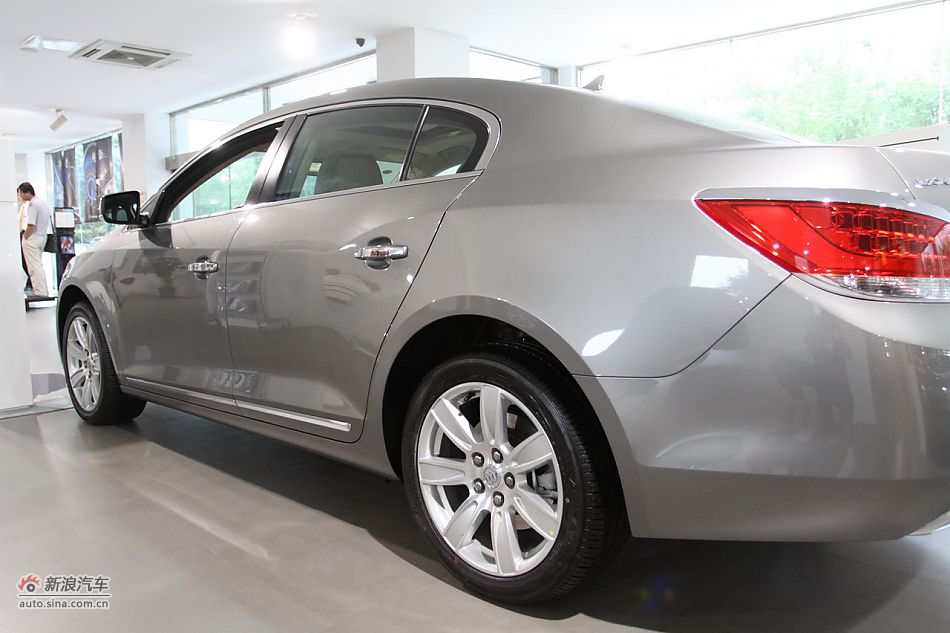 新君越外观细节