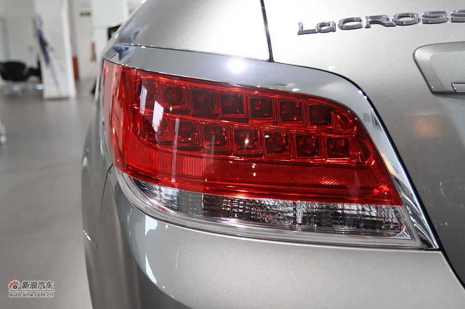 新君越外观细节