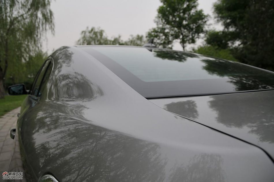 新君越2.0T外观实拍图